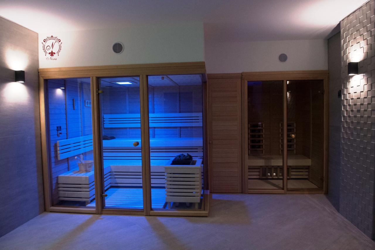 Pensiunea Nora Prestige Timişoara Buitenkant foto